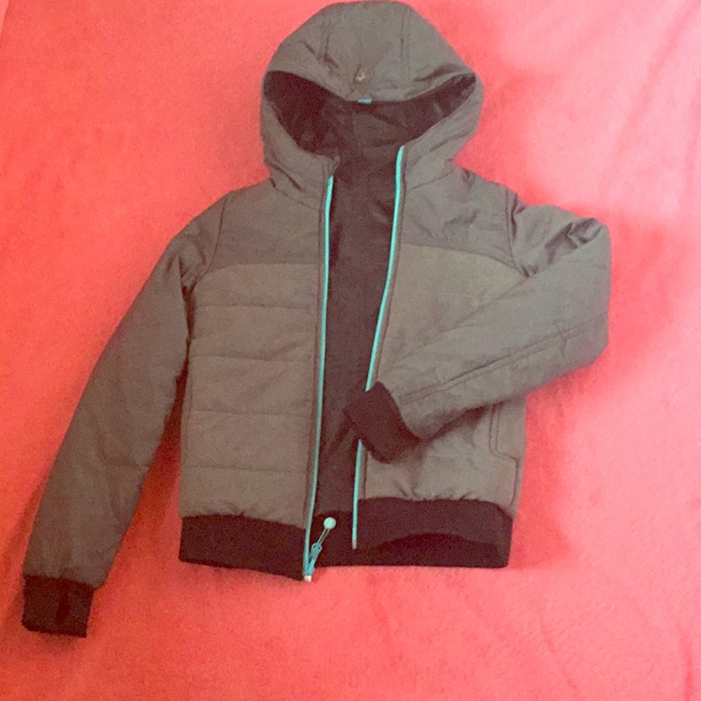 REVERSIBLE IVIVVA JACKET